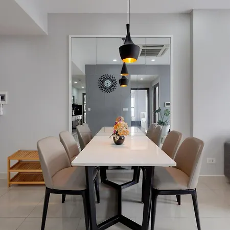 Smile Home Tresor Apartment - Modern Comfortable Ho Chi Minh City Exterior photo
